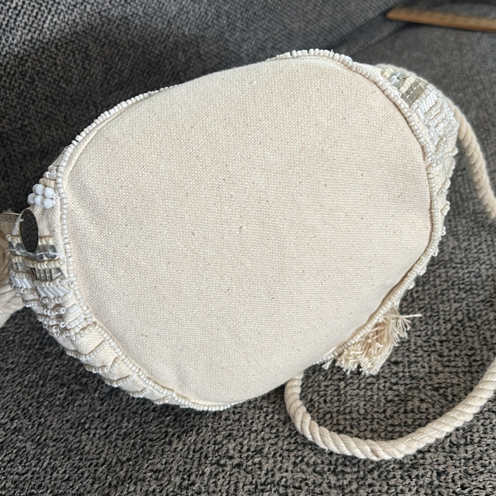 EXPRESS Beaded drawstring bag - Picture 4 of 5
